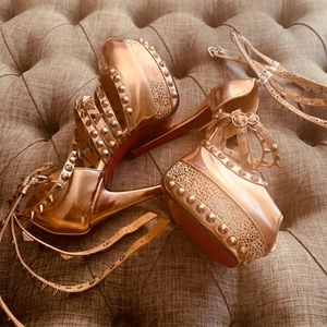 🌹 ROSE GOLD RED BOTTOMS 🌹SZ 10